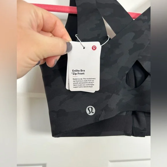 32D Lululemon Enlite Bra